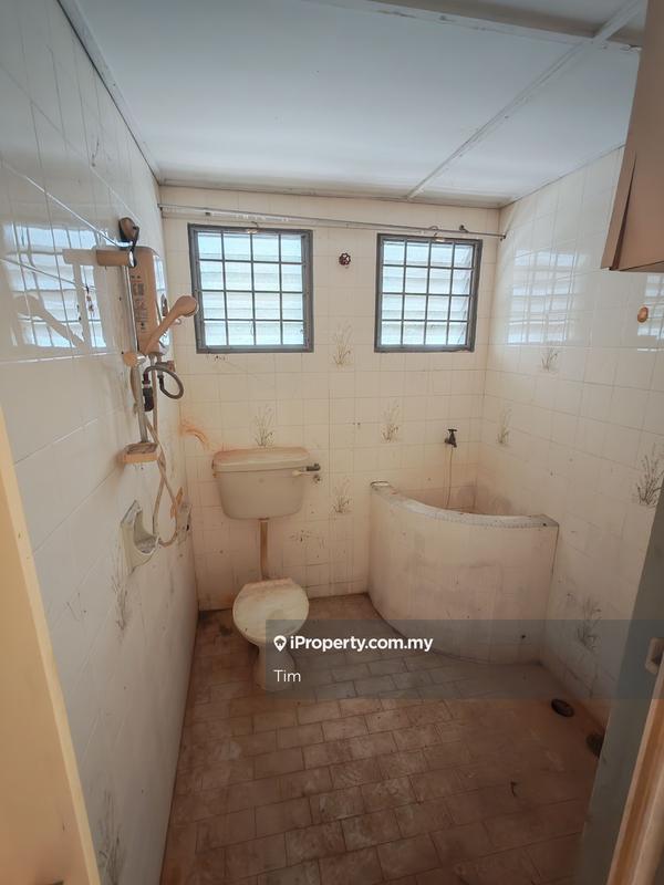 Rumah Berangkai 1 Tingkat untuk Dijual di Taman Bukit Beruang Utama, Bukit Baru oleh Tim - iProperty.com.my