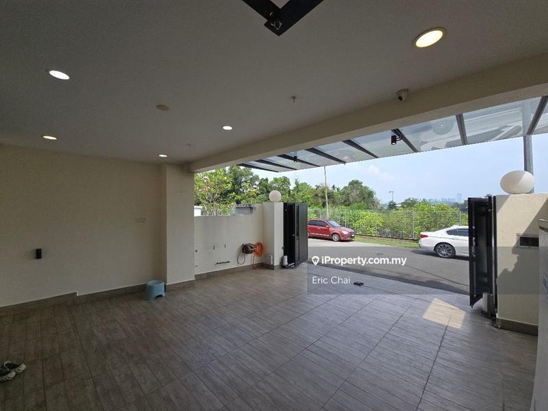 Rumah Berangkai 2 Tingkat untuk Dijual di Kampung Pulau Meranti, Puchong oleh Eric Chai - iProperty.com.my