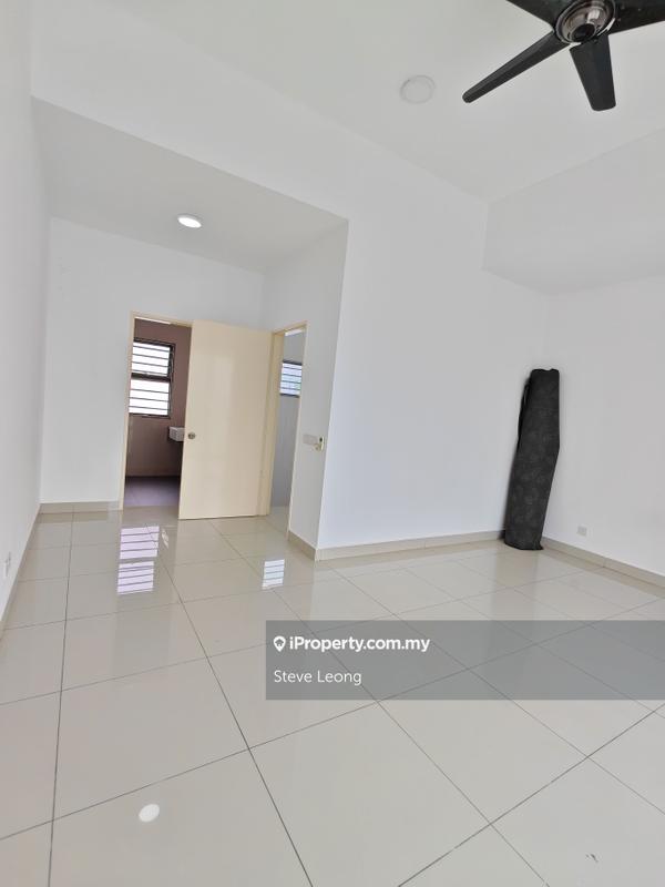 Rumah Berangkai 3 Tingkat untuk Dijual di Setia Utama, Setia Alam oleh Steve Leong - iProperty.com.my