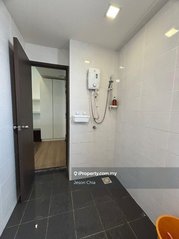 For Rent - Landmark Residence