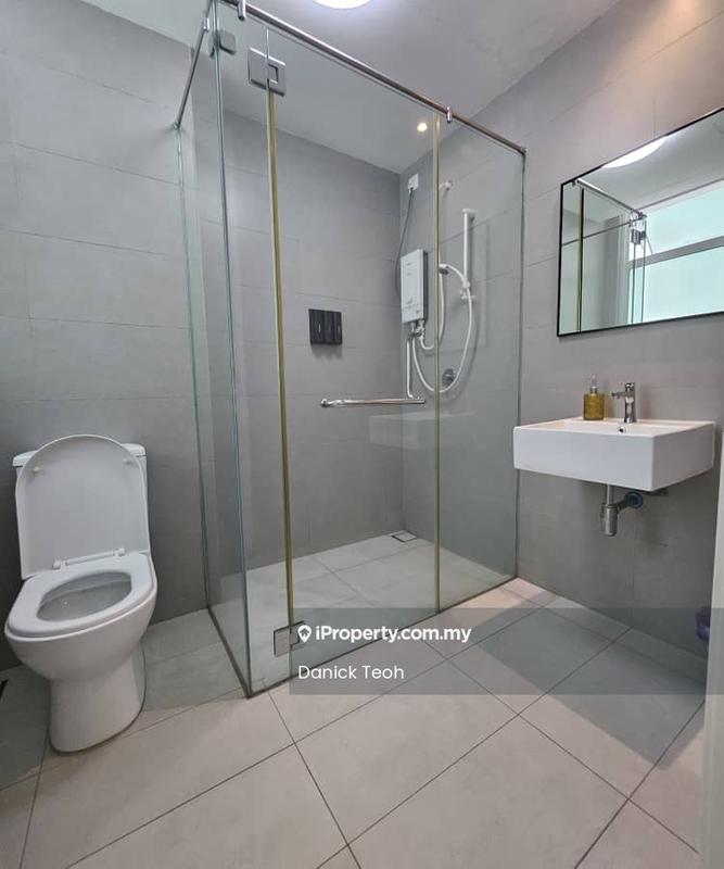 Kondominium untuk Disewa di Ferringhi Residence 2 oleh Danick Teoh - Bathroom - iProperty.com.my