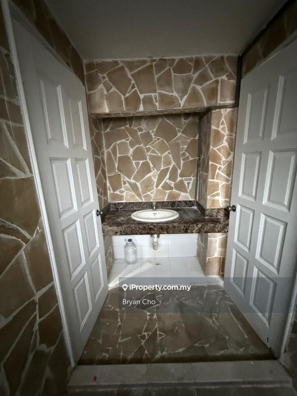 Rumah Berangkai 2 Tingkat untuk Dijual di SS12, Subang Jaya oleh Bryan Cho - iProperty.com.my