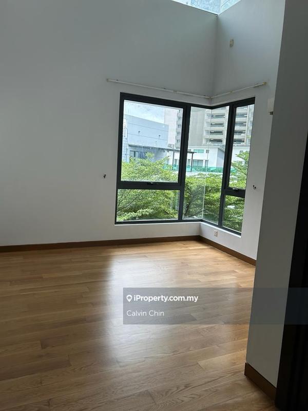 Rumah Berkembar untuk Dijual di Armada Villa, Taman Danau Desa, KL City Centre oleh Calvin Chin - iProperty.com.my