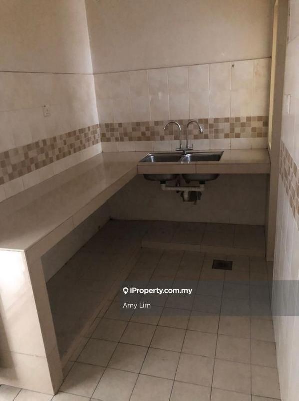 For Sale - Puteri Bayu Apartment