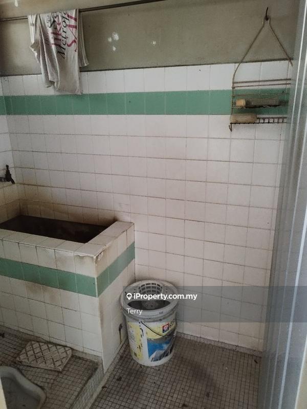 1-storey Terraced House for Sale in Petaling Jaya, Selangor by Terry - iProperty.com.my