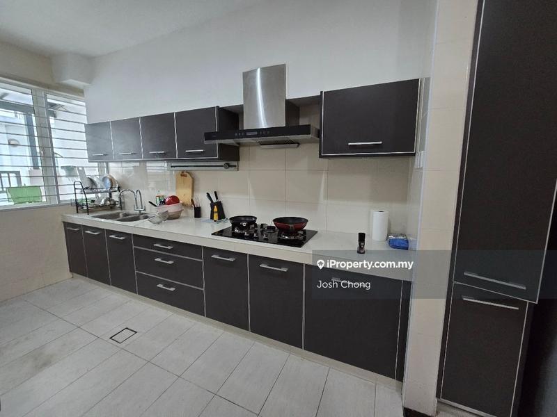 Rumah Berangkai 2.5 Tingkat untuk Dijual di wh698, Subang Jaya oleh Josh Chong - iProperty.com.my