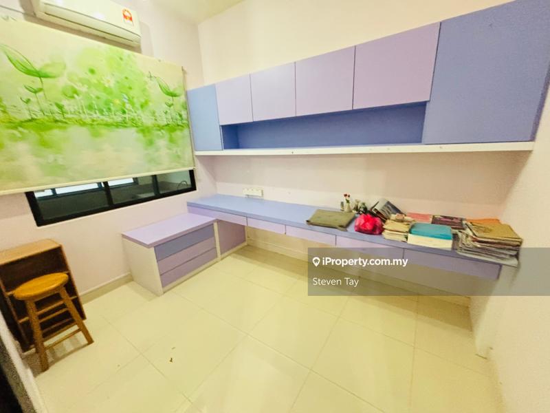 Rumah Teres 2.5-Tingkat untuk Dijual di Taman Meranti Jaya, Puchong oleh Steven Tay - iProperty.com.my