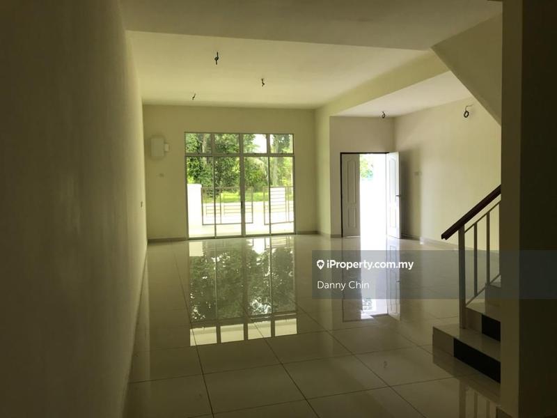2-storey Terraced House untuk Dijual di Taman Banting Baru, Banting oleh Danny Chin - iProperty.com.my