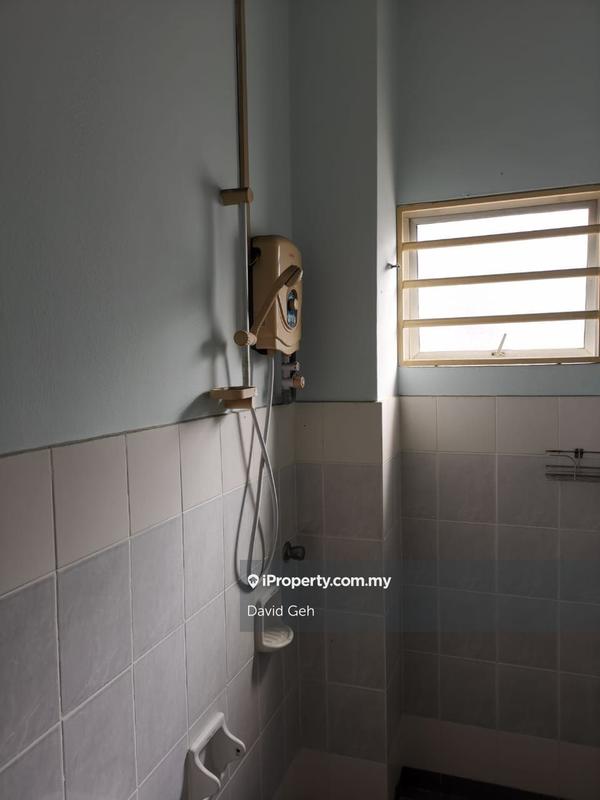 Rumah Berangkai 2 Tingkat untuk Dijual di kjtqa, Seri Kembangan oleh David Geh - iProperty.com.my