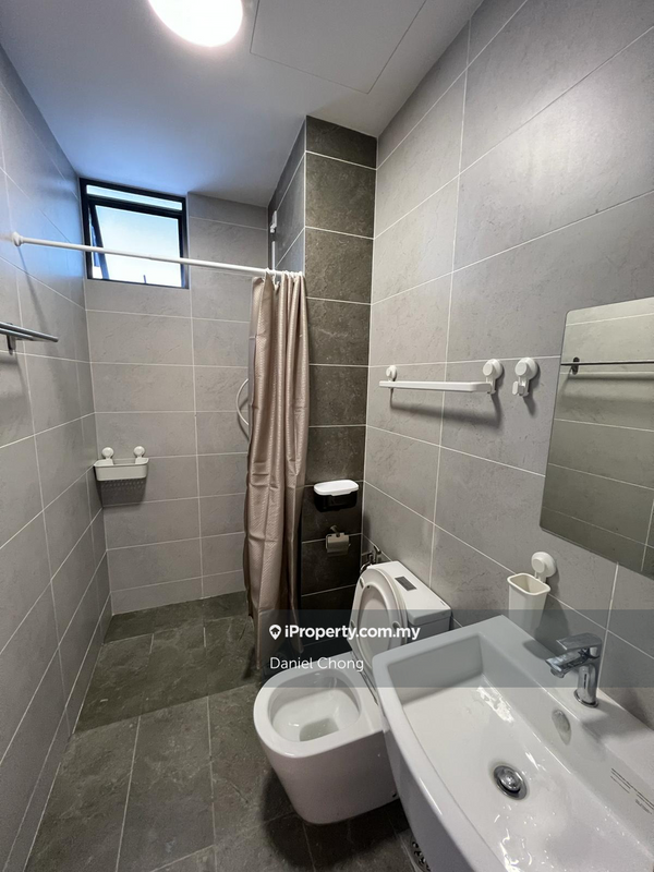 Service Residence for Sale in Twin Tower Residence by Daniel Chong - iProperty.com.my