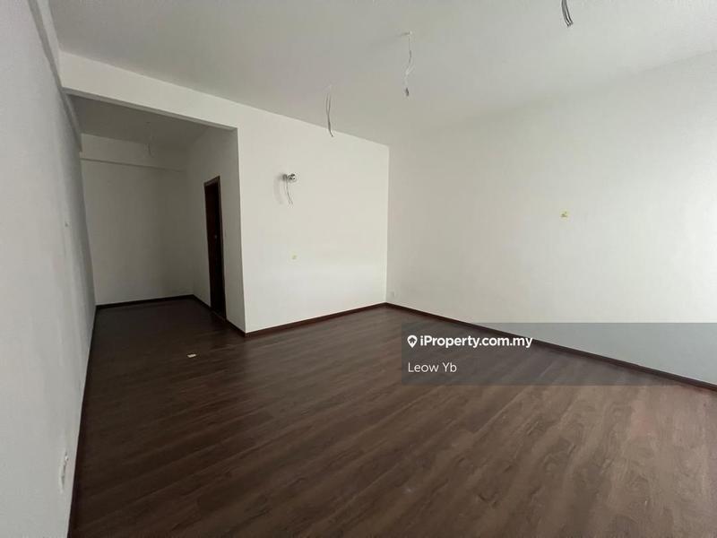 Rumah Berangkai 4 Tingkat untuk Dijual di Empire Residence, Damansara Perdana, Damansara Perdana oleh Leow Yb - iProperty.com.my