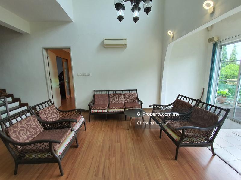 Rumah Berangkai 3 Tingkat untuk Dijual di USJ Heights, Subang Jaya oleh Christina Lesslar - iProperty.com.my