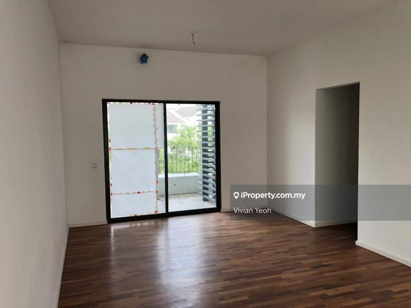 3-storey Terraced House for Sale in [3 Storey SuperLink Hse Endlot] Denai Amaryllis 1, Rawang by Vivian Yeoh - iProperty.com.my