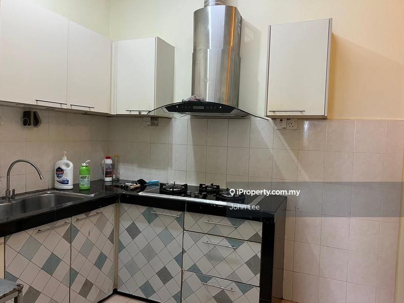 Rumah Bandar untuk Dijual di Batu 9, Cheras oleh John Lee - iProperty.com.my