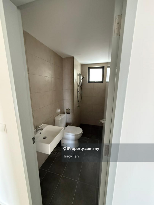 Service Residence for Sale in M Luna by Tracy Tan - iProperty.com.my