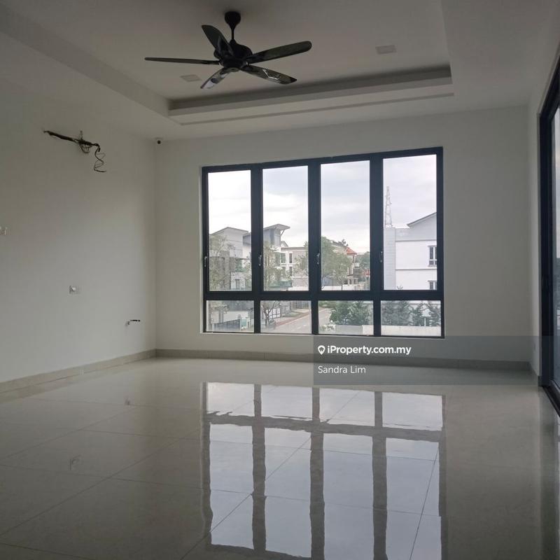 Bungalow House for Sale in Subang Heights, Subang Jaya by Sandra Lim - iProperty.com.my