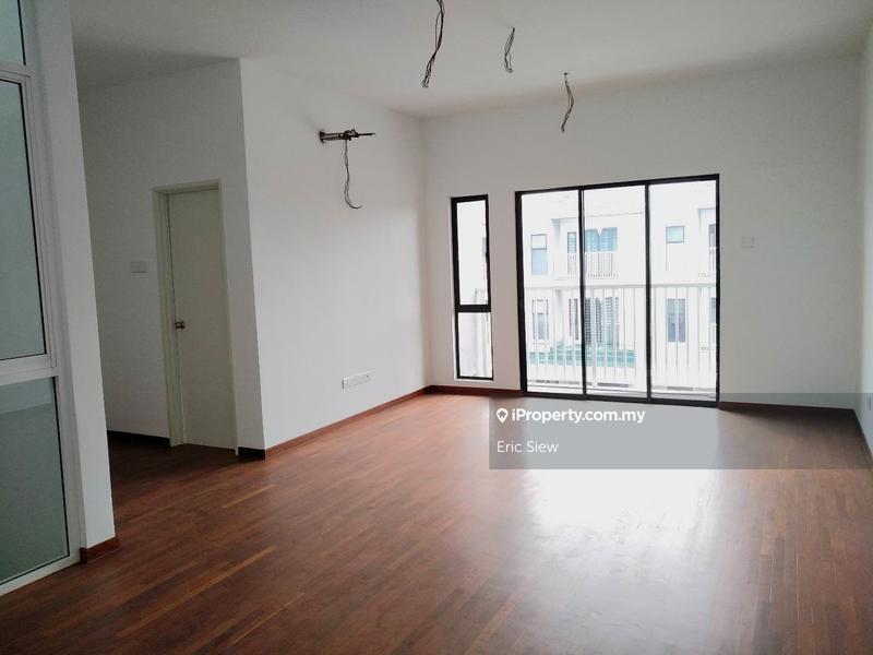 Rumah Berangkai 2.5 Tingkat untuk Dijual di Abadi Heights, Puchong oleh Eric Siew - iProperty.com.my