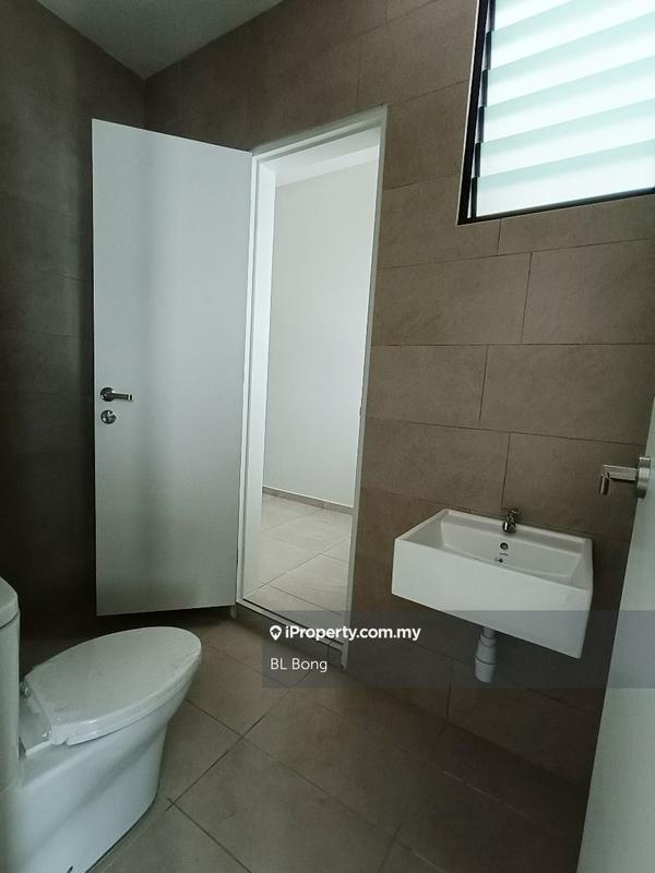 2-storey Terraced House for Sale in Taman Molek Residence, Ayer Molek by BL Bong - iProperty.com.my