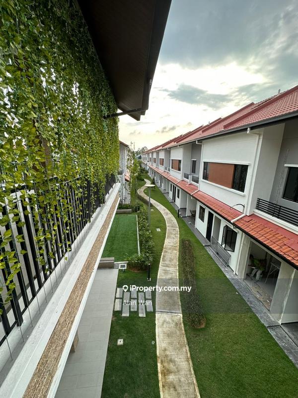 Rumah Teres 2-Tingkat untuk Dijual di Setia Eco Glades, Cyberjaya oleh Alan Wan - iProperty.com.my