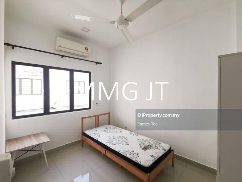 2.5-storey Terraced House for Sale in Setia Utama 3 storey Edulis Decora Crista, Setia Alam by James Tee - iProperty.com.my