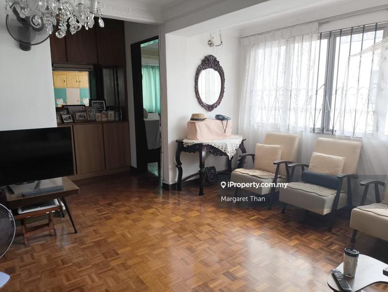 Rumah Berkembar untuk Dijual di SS 21, Damansara Utama, Petaling Jaya oleh Margaret Than - iProperty.com.my