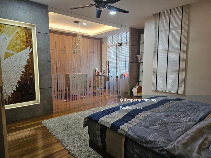 Rumah Berkembar untuk Dijual di Taman Equine, Seri Kembangan oleh Pauline Chan - iProperty.com.my