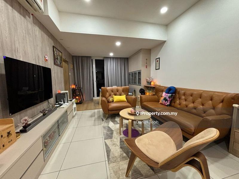 For Sale - Skyridge Garden