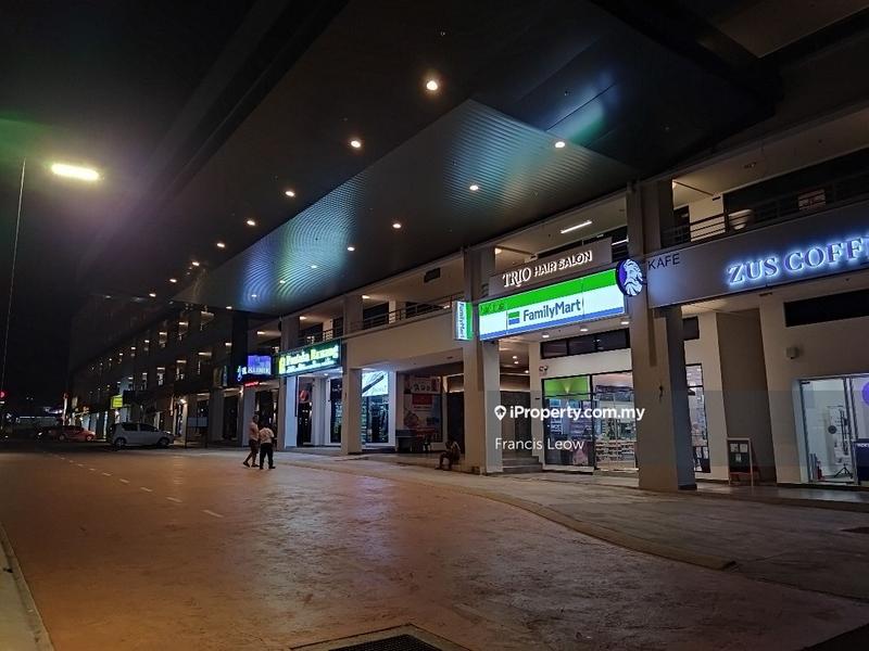 Shop for Sale in Avia Plus, Bandar Country Homes, Rawang, Rawang by Francis Leow - iProperty.com.my