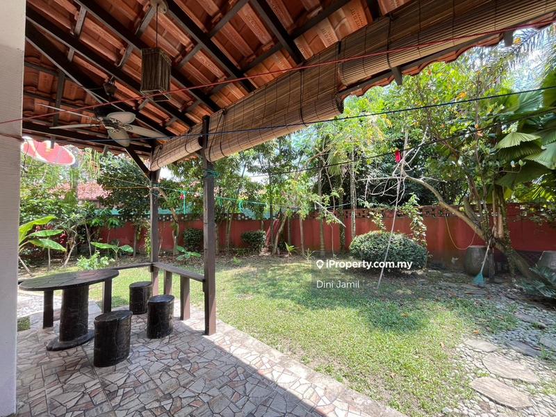Rumah Teres 2-Tingkat untuk Dijual di Bukit Jelutong, Shah Alam oleh Dini Jamil - iProperty.com.my