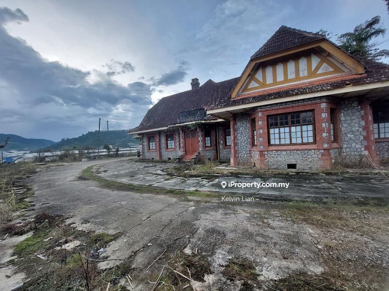 For Sale - 2.79 Acres Commercial Land with Single Storey Detached Building