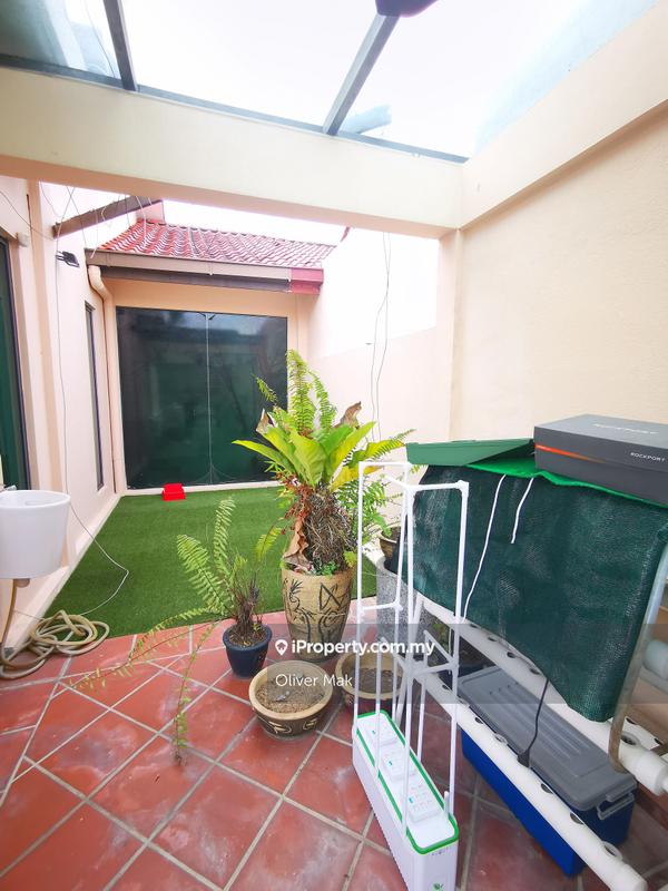 3-storey Terraced House for Sale in Taman Esplanad, Bukit Jalil by Oliver Mak - iProperty.com.my