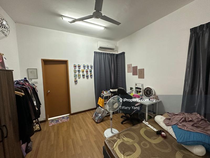 Rumah Berkembar untuk Dijual di Taman Anggun, Rawang oleh Tiffany Yang - iProperty.com.my