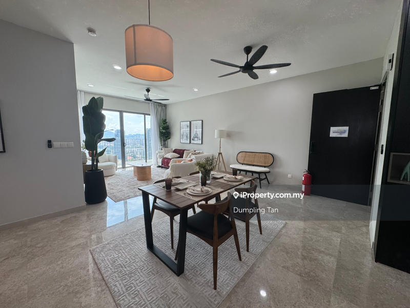 For Sale - Datum Jelatek Residence