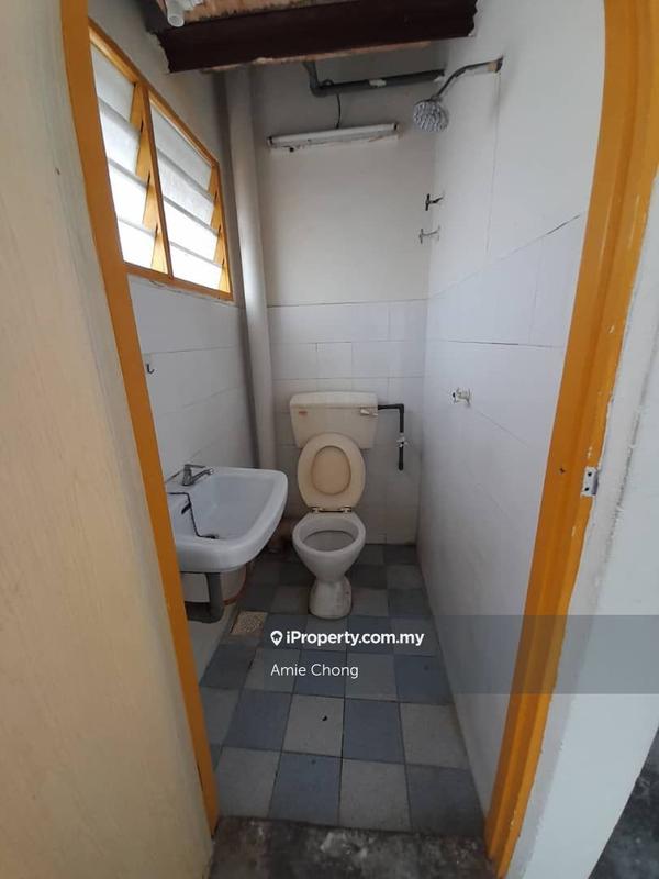 Rumah Flat untuk Dijual di Panorama Lapangan Perdana oleh Amie Chong - iProperty.com.my