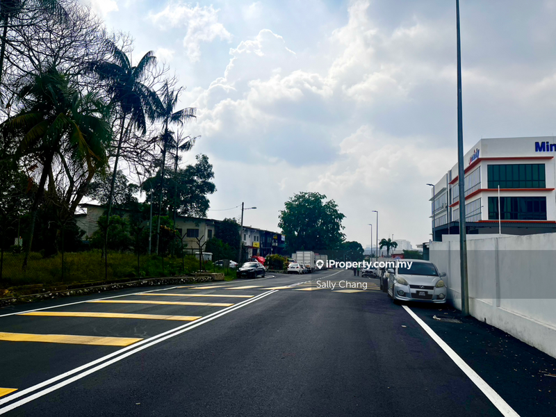 Terrace Factory for Sale in Taman Perindustrian Bukit Serdang, Seri Kembangan by Sally Chang - iProperty.com.my