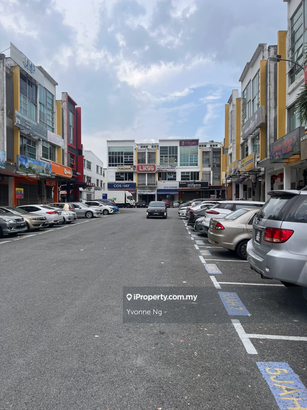 Shop-Office for Sale in Mutiara Mas 3 Storey Shophouse, Skudai by Yvonne Ng - iProperty.com.my