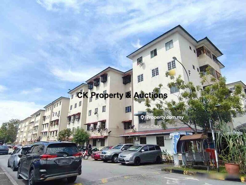 For Sale - Puchong Utama Court 1