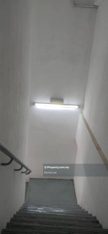 For Rent - Bandar Pinggiran Subang, Seksyen U5, Jalan Apollo,Bulan , Shah Alam