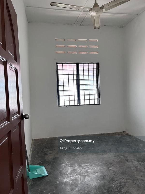 1-storey Terraced House for Sale in Taman Desa Rhu, Sikamat by Azrul Othman - iProperty.com.my