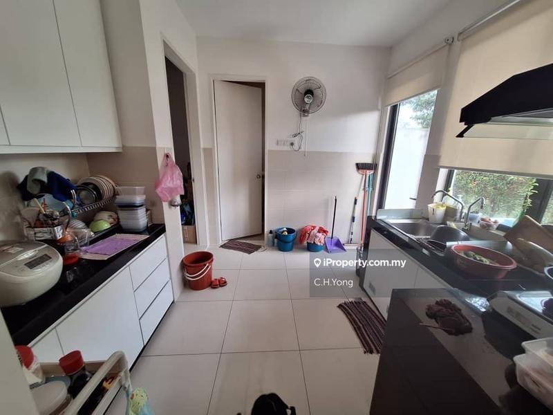 Semi-Detached House for Sale in Diamond City, Semenyih by C.H.Yong - iProperty.com.my