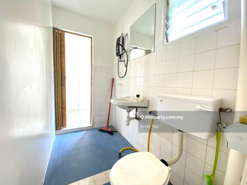 Rumah Teres 2-Tingkat untuk Dijual di Bandar Country Homes, Rawang oleh Andy Yap - iProperty.com.my