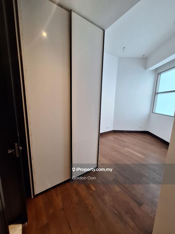 For Sale - Banyan Tree Signatures