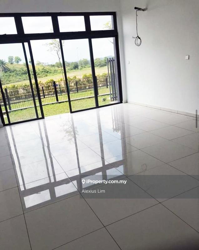 Kediaman Servis untuk Dijual di Emerald Residence oleh Alexius Lim - iProperty.com.my