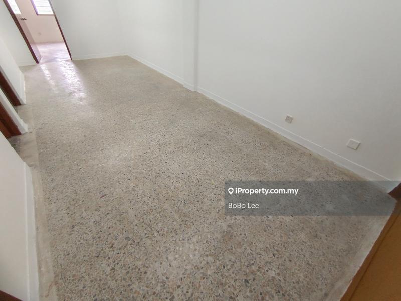 Pangsapuri untuk Dijual di Pangsapuri Mawar oleh BoBo Lee - iProperty.com.my