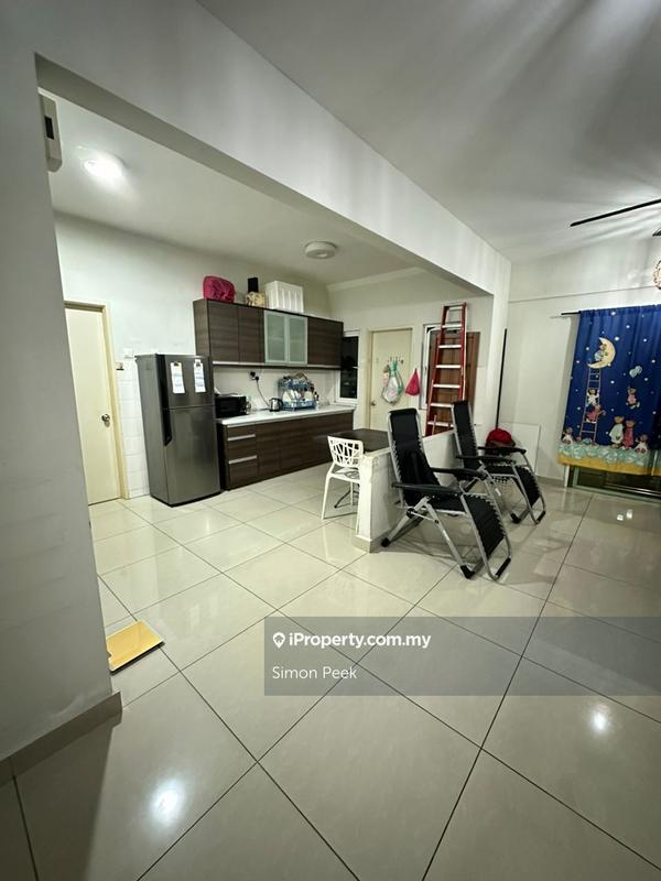 Condominium for Sale in First Residence (Residensi Unggul) by Simon Peek - iProperty.com.my