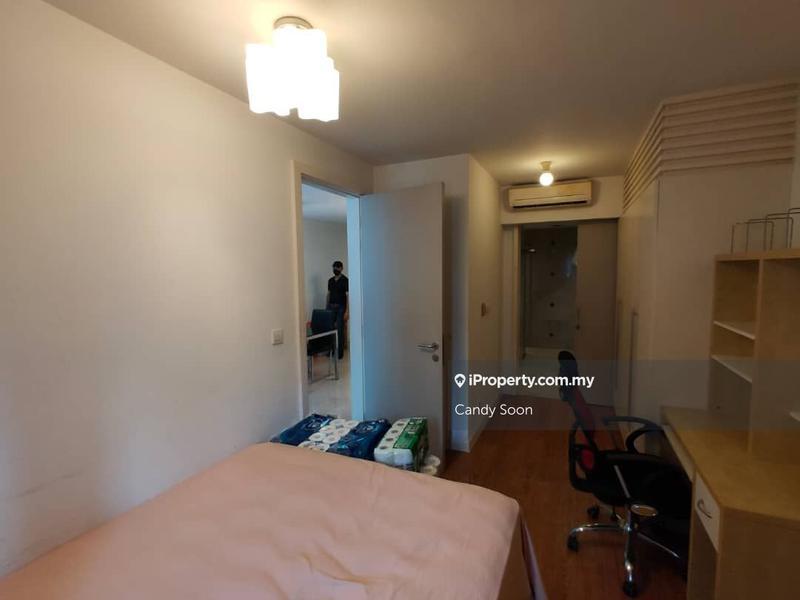 Service Residence for Sale in Bintang Fairlane Residences by Candy Soon - iProperty.com.my
