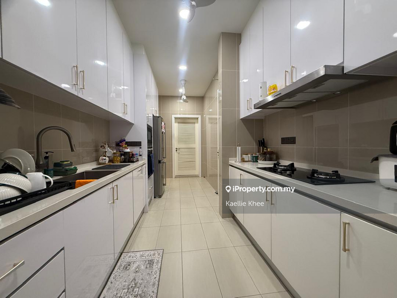 Condominium for Sale in Pavilion Hilltop by Kaellie Khee - iProperty.com.my