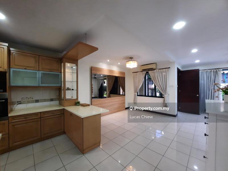 For Rent - Nadia Parkfront