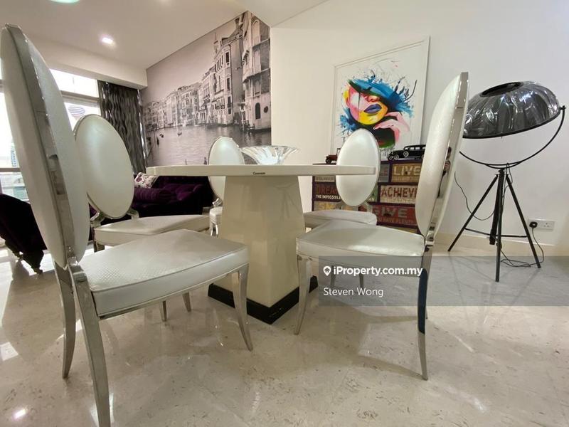 For Sale - Banyan Tree Signatures