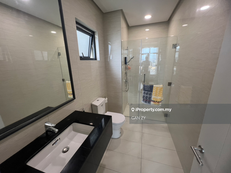 Kediaman Servis untuk Disewa di Mayfair Residences @ Pavilion Embassy oleh GAN ZY - iProperty.com.my